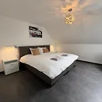 Loft De Prestige Au Pied Du Circuit アパート フランコルシャン